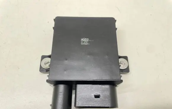 BMW 7 E65 E66 Glow plug pre-heat relay 132197