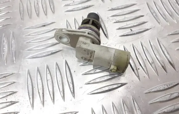 Opel Corsa D Camshaft position sensor 55201874