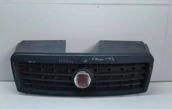 Fiat Doblo Front grill 735395576