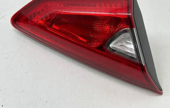Nissan Pulsar Tailgate rear/tail lights 265553ZL5B 18066