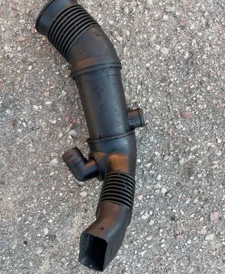BMW 5 E39 Air intake hose/pipe 7786221