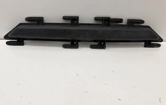 BMW 5 E60 E61 Cabin air micro filter cap 6935870