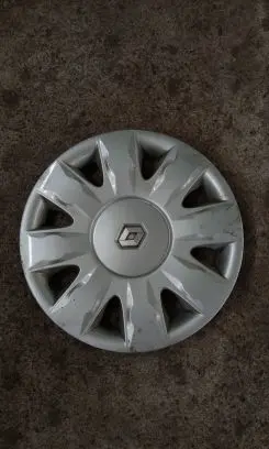 Renault Modus R15 wheel hub/cap/trim 8200231125