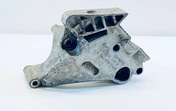 Audi A3 S3 8P Engine mounting bracket 03G199207F