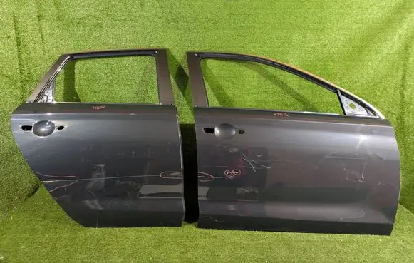 Hyundai i30 Front door 