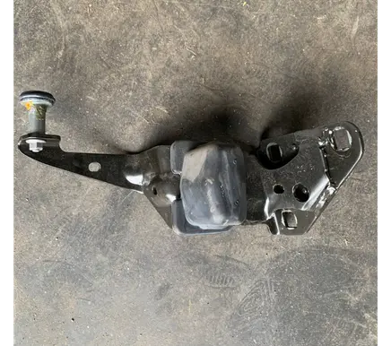 Renault Master III Sliding door upper roller guide/hinge 77946809R