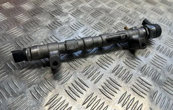 Opel Insignia B Fuel main line pipe 0445214324 55578285