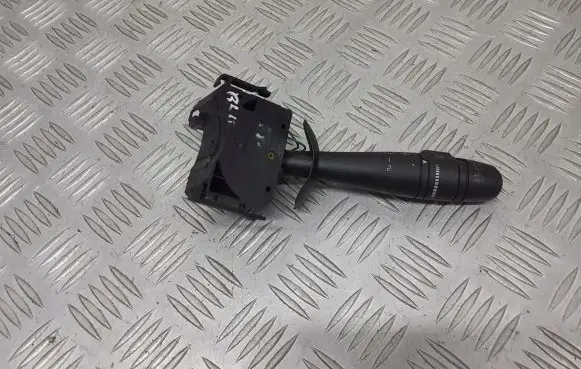 Renault Laguna II Wiper control stalk 8200012245