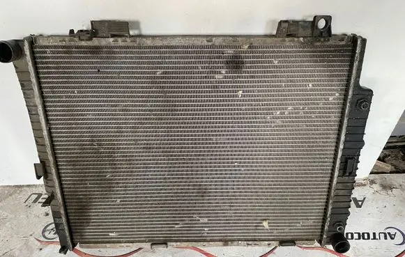 Mercedes-Benz E W210 Coolant radiator 62665A