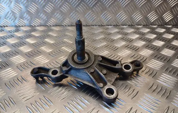 Renault Scenic II - Grand scenic II Gearbox mounting bracket 8200072522