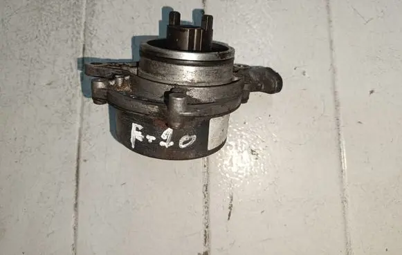 Vacuum pump