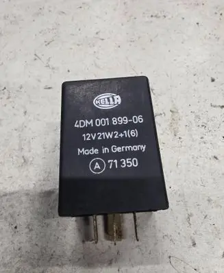 Volkswagen Transporter - Caravelle T4 Other relay 4DM00189906