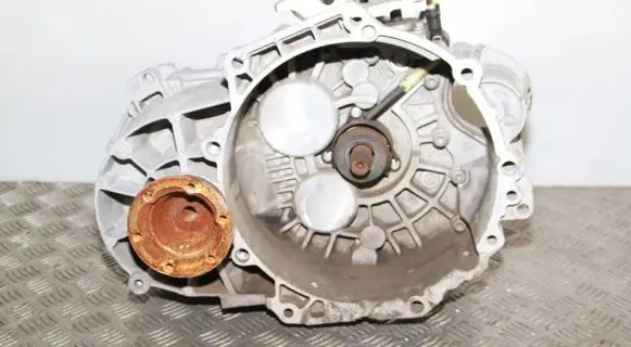 Volkswagen Touran III Manual 6 speed gearbox TWE