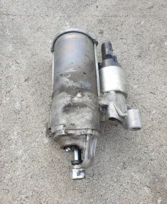 Audi A4 S4 B9 Starter motor 06M911021