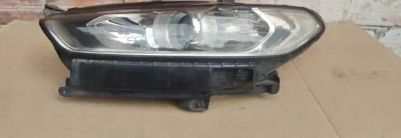 Ford Mondeo MK V Headlight/headlamp DS7313W030BE