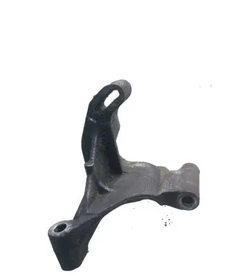 Seat Alhambra (Mk1) Power steering pump mounting bracket 028145531D