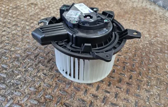 Tesla Model Y Heater fan/blower H031519053 H031501070