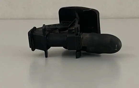 Mercedes-Benz E W211 Rear window washer spray nozzle A2118600847