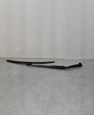 KIA Sportage Front wiper blade arm 