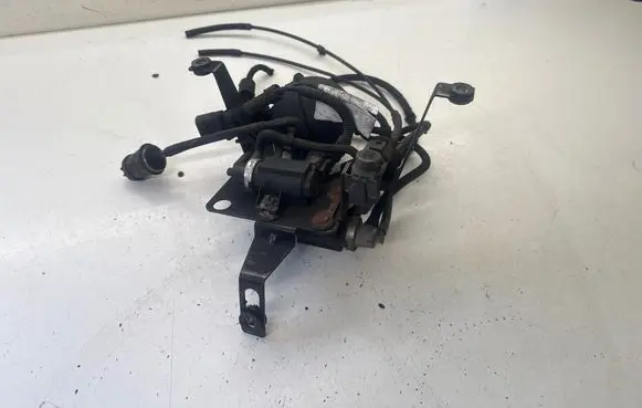 Volkswagen Multivan T5 Turbo system vacuum part 1J0906627B 72290345 041083