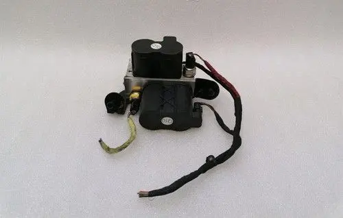 Mercedes-Benz CL C216 Hydraulic servotronic pressure valve A2213200358