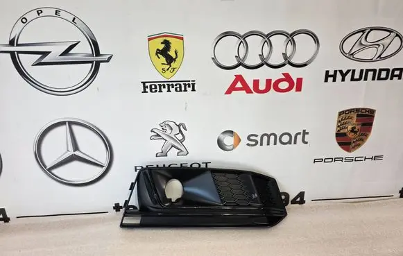 Audi A4 S4 B9 Front bumper lower grill 8W0807682G