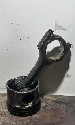 Renault Trafic III (X82) Piston 080340