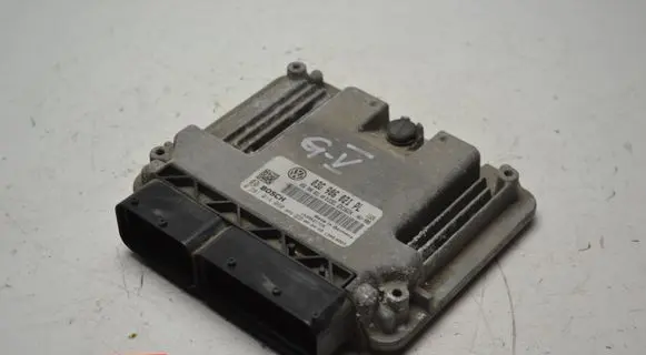 Volkswagen Golf V Engine control unit/module 03G906021PL 03G906021AN 0281014060