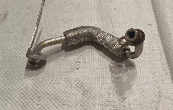 BMW X5 F15 Turbo turbocharger oiling pipe/hose 8626654