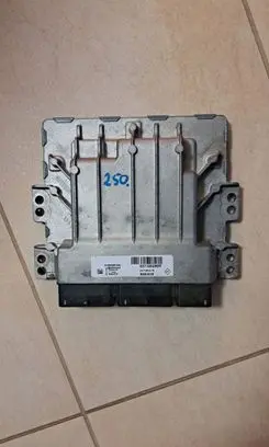 Renault Kadjar Engine control unit/module 237106288R