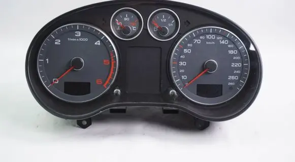 Audi A3 S3 8P Speedometer (instrument cluster) 8P0920902B