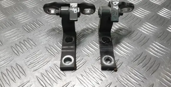 Front door hinge set