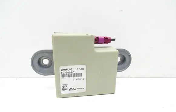 BMW X3 F25 Antenna control unit 6935024