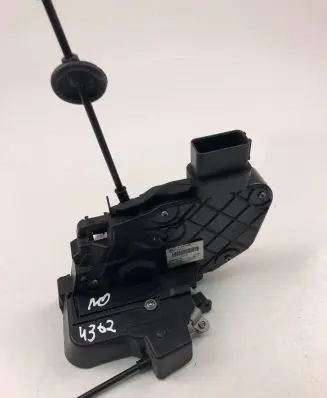Volvo S80 Front door lock 31253668