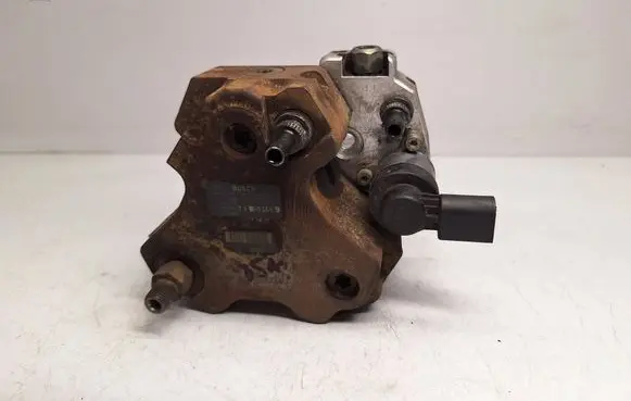 BMW X5 E53 Fuel injection high pressure pump 7788678 0445010073 13518511826