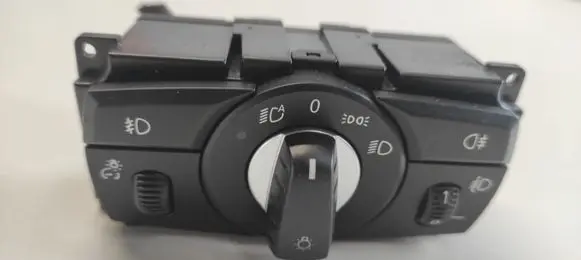 BMW 5 E60 E61 Light switch 6988555 014476 33295101