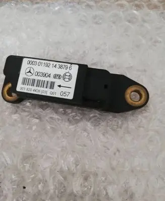 Mercedes-Benz C W203 Airbag deployment crash/impact sensor 0018204426