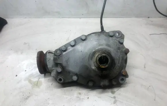 BMW X5 E70 Front differential 7567345