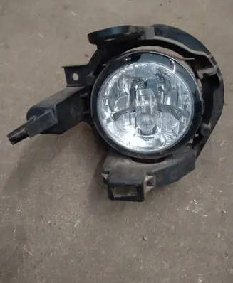 Nissan Leaf I (ZE0) Front fog light 269153NA0A