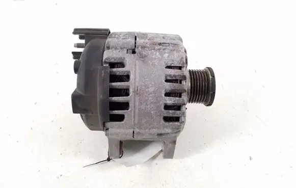Renault Trafic III (X82) Generator/alternator 231008648R