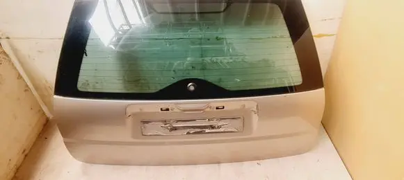 Ford Mondeo Mk III Tailgate/trunk/boot lid