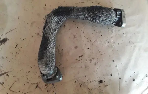 Audi Q7 4L EGR valve line/pipe/hose 059131525AC