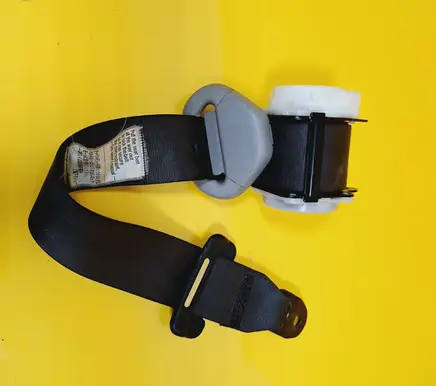 Suzuki Grand Vitara I Rear seatbelt NSB053BR09