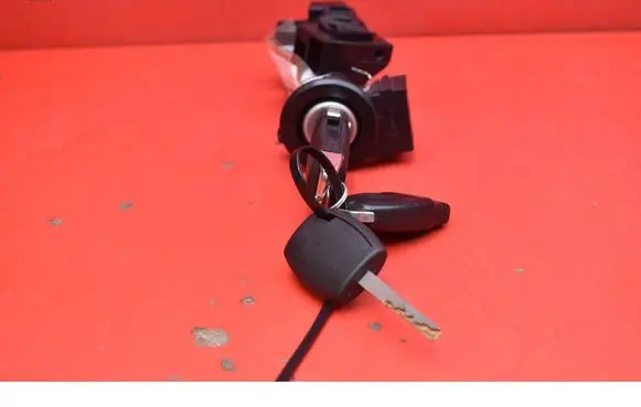 Ford Mondeo MK I Ignition lock DG9C3F642