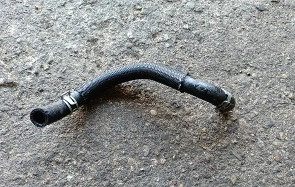 Toyota Mirai Engine coolant pipe/hose