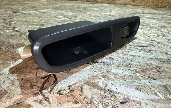 Volvo S60 Electric window control switch 9472275