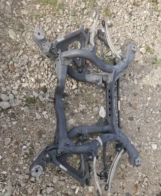 Volkswagen Touareg II Rear subframe 7P0500041 7P0511025K
