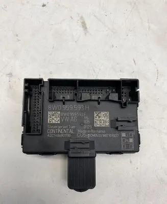 Audi A4 S4 B9 Door control unit/module 8W0959593H