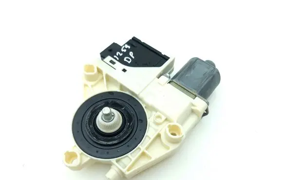 Alfa Romeo Giulia Front door window regulator motor C59649102 C59652102