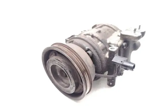 KIA Sportage Air conditioning (A/C) compressor (pump) 16040-2320K 160402320K